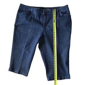 Liz Claiborne Capri Blue Jeans Women's 22 W